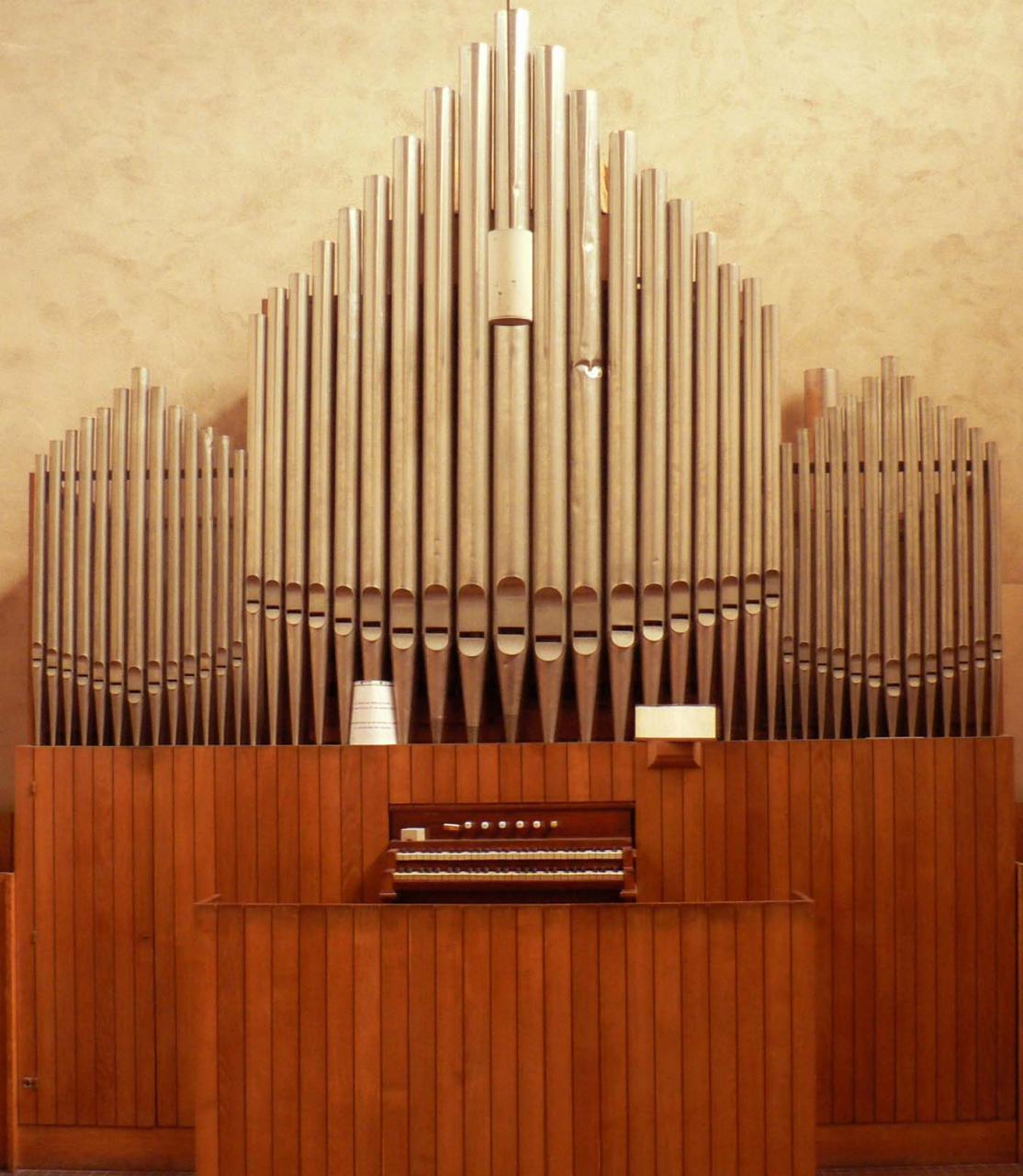 Orgue chapelle Clarté Dieu